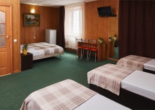 Эконом Стандарт 4-х местный с ванной комнатой в Zb Hotels Айсберг Саратов