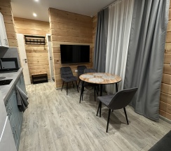 Апартаменты вместимостью 2+2 2 этаж (№6) в Сибирский