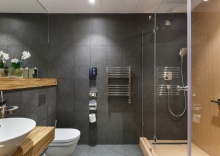 Премиум с 1 кроватью King- size вид на ул. Чайковского в Hotel Indigo St. Petersburg-Tchaikovskogo