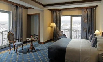Двухместный люкс Executive с видом на город (двуспальная кровать) в Orion Hotel