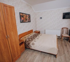 3-местный номер с балконом в Лаура