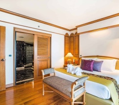 Люкс Royal с 2 комнатами в Royal Cliff Beach Hotel Pattaya
