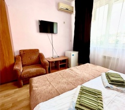 Комфорт 2х местный с доп местом в LooBeach SeaView