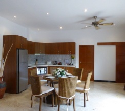 Вилла с 3 комнатами в VIP Chain Resort Pool Villa