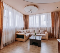 Апартаменты с кухней в Монарх