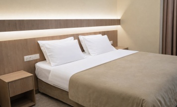 Номер 1 категории Улучшенный + в Регина