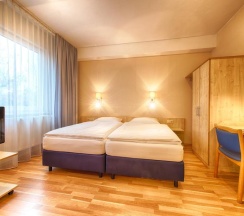 Трёхместный номер Comfort в Enjoy Hotel Berlin City Messe