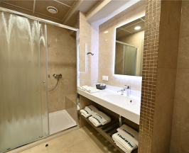 SEMEISKI в Hunnu Hotel
