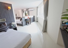 Трёхместный номер Standard с балконом в The Zen Hotel Pattaya