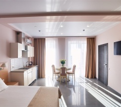 Апартаменты с видом на море и террасой в Арт-отель