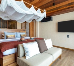 Вилла с бассейном Grand рядом с пляжем в Irene Pool Villa Resort, Koh Lipe