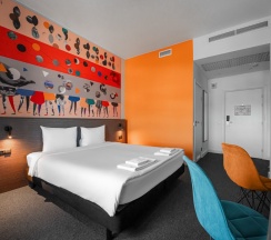 Стандарт с большой кроватью в Delta Sirius