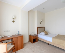 ОДНОМЕСТНЫЙ НОМЕР С ПАНОРАМНЫМ ОКНОМ (SNGL PANORAMA 21/22 этаж) в Gala Hotel