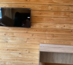 Четырёхместный номер Superior с балконом в Дача