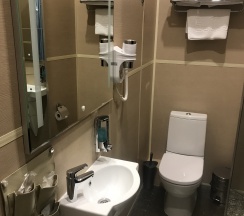 Двухместный номер с 2 односпальными кроватями в День & Ночь