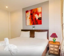 Двухместный номер Superior двуспальная кровать в Baan Yuyen Karon Guesthouse