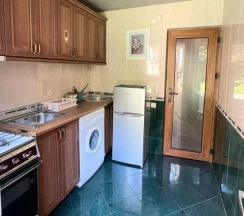 Двухместный номер Standard с балконом двуспальная кровать в Guesthouse Parnavaz Mepe