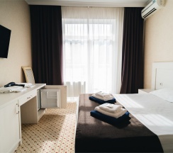 Двухместный номер Delux с кроватью размера "KingSize" и балконом в GemstHotel & SPA