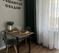 Двухместные апартаменты c 1 комнатой с балконом (двуспальная кровать) в Квартира Уютная в новом ЖК, рядом с трассой М4, 4 спальных места