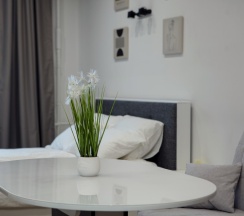 Апартаменты улучшенные с 1 двуспальной кроватью в Sky inn color