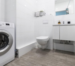 Апартаменты студия Черная лилия ApartaMIA в Семейный уголок