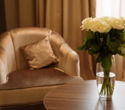 Двухместный номер Garden Deluxe с видом на город двуспальная кровать в Garden Park Inn