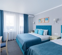 Standard  Triple  with balcony в Мореми