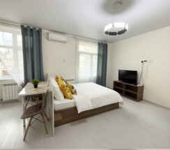 (1 студия )  Апартаменты на Баумана в ApartKazan у Кремля