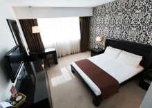 Стандартный номер с кроватью размера "king-size" в Мира Отель