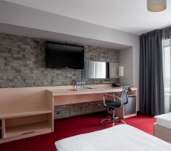 Стандарт Улучшенный двухместный с двумя кроватями в Marins Park Hotel Новосибирск