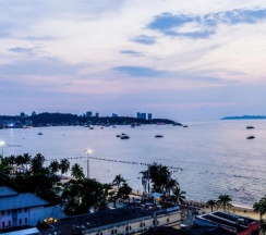 Люкс Executive с видом на море в Hotel Selection Pattaya
