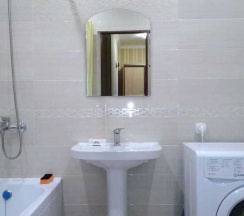 М.Горького 85Б. 2-комн.кв., 10-этаж, 124 в АнтиОтель