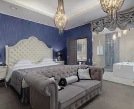 Джуниор сюит "Автор" в Author Boutique Hotel