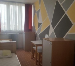 Двухместный номер Standard с красивым видом из окна 2 отдельные кровати в HI Hostel Zagreb