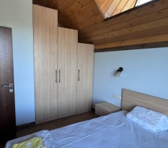 Коттедж Superior с балконом и с красивым видом из окна в Горки