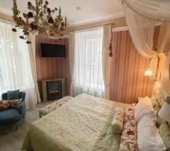 Номер "Романтик" Deluxe Room Dbl/Sngl в Trezzini