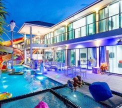 Коттедж с 5 комнатами в Smart home huahin