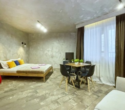 Номер Standard с балконом в Апартаменты-студия RELAX APART – Молодёжная 78