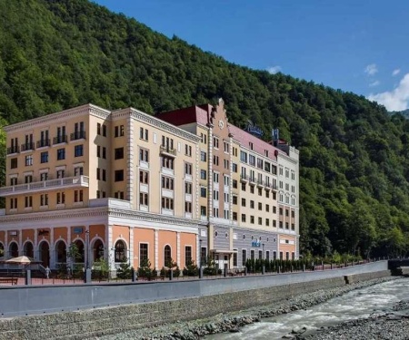 Отель Radisson Hotel Rosa Khutor в Сочи