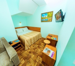 1 комнатный в коттедже в Ява