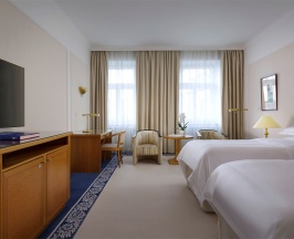 Номер «Улучшенный Твин» в Балчуг Кемпински Москва