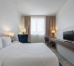 Номер Classic с двуспальной кроватью в Mercure