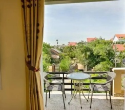 Двухместный семейный номер Standard с видом на сад в Strawberry Garden Homestay
