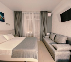 Четырёхместный номер Superior с балконом и рядом с пляжем в Casa mare