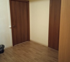 Кровать в общем улучшенном номере (общие удобства) в Комфорт
