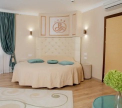 Двухместный номер Wedding Deluxe (двуспальная кровать) в Гранд-Отель Восток