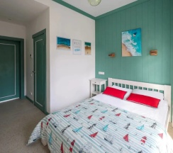 Двухместный номер Standard с балконом двуспальная кровать в Алиса, привет!