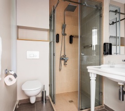 Двухместный номер Standard с красивым видом из окна 2 отдельные кровати в Hotel River Inn
