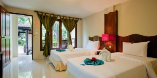 Карон: Курортный отель Niranapa Boutique Resort