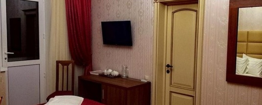 Трёхместный номер Superior с балконом в Каллисто